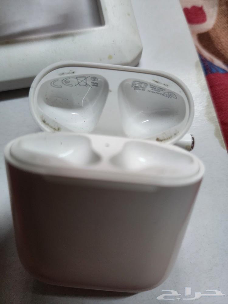Apple AirPods 2nd generation, brand new, nothing wrong with it. Price 40063205084770562113