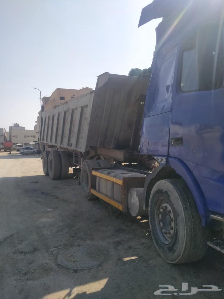فولفو 2002مع الصندوق للبيع لغرض السفر63309729947009111