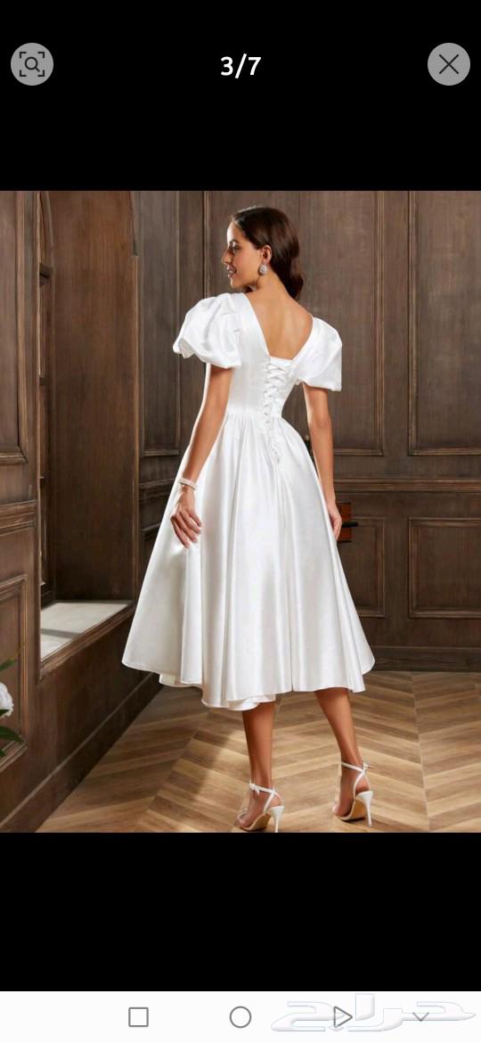 White dress, queen dress. The groom's or bride's sister at half the price, and it's worn.63202921161346111