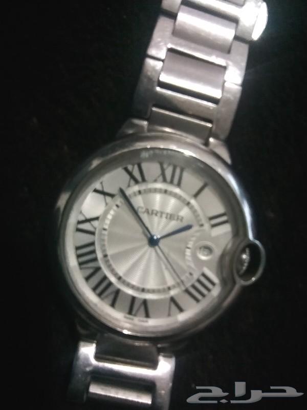 The 5G router is new and doesn't require a SIM card, price is negotiable. The watch is Cartier for men.63202920338179113