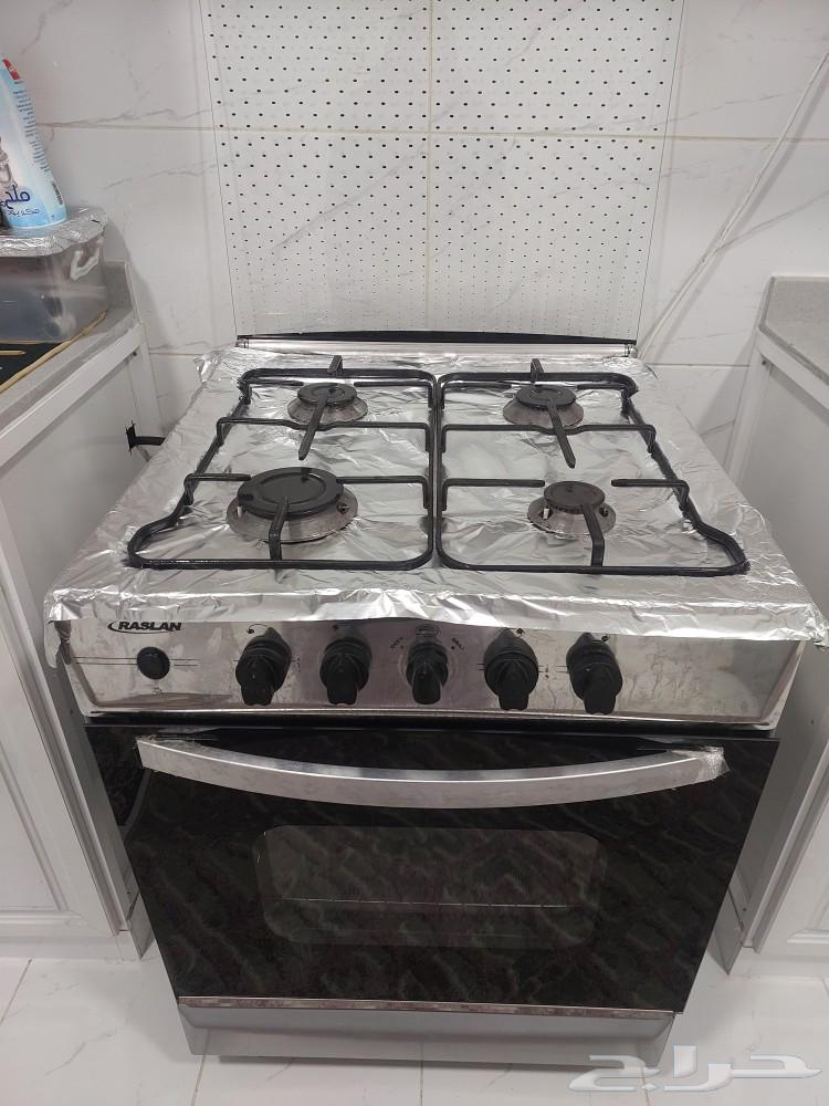 A very clean gas stove for sale63193841842562114