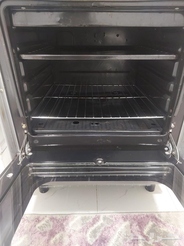 A very clean gas stove for sale63193841842562112