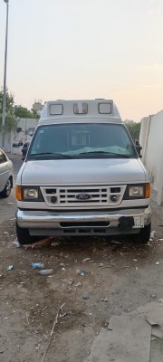 Ford diesel van. 2004 model, agency condition from bumper to bumper63290465849217114