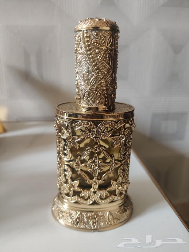 عطر بخاخ عود مع لفحة فواكه63512742533891112