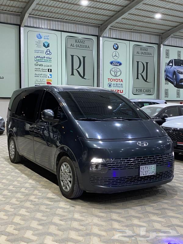 Staria 2022 passenger model. ((Sold))63406748812034111