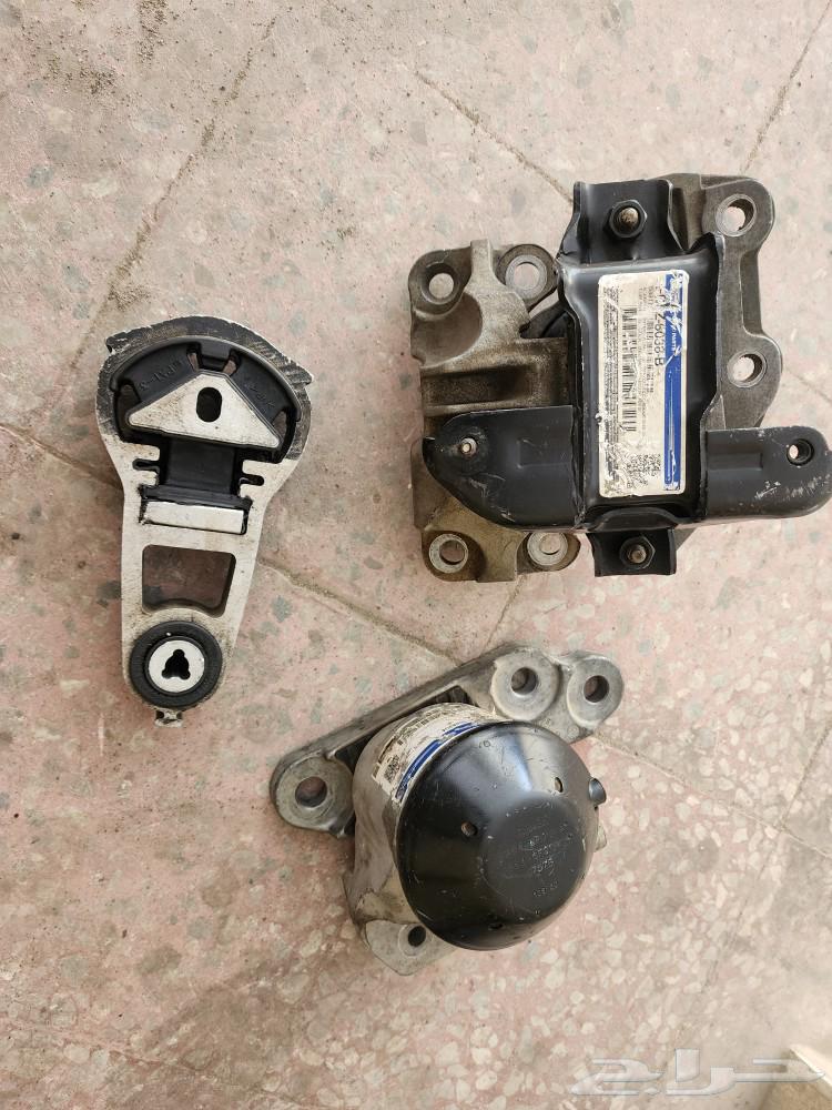 Ford Explorer 2015 with power seats634086231343371110
