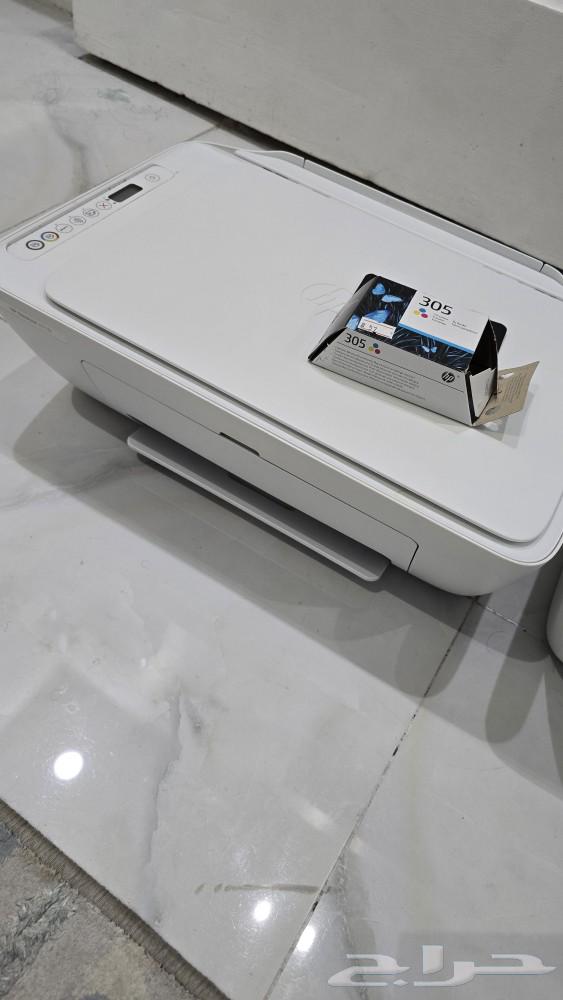 Two HP printers, one regular and one with Wi-Fi632454245076491125
