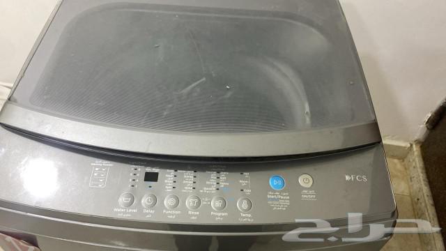 A washing machine from Haier. A 2-in-1 automatic washing machine and dryer.632469906603531124