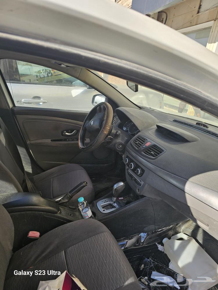 Renault Fluence 2012 white63404478916995114