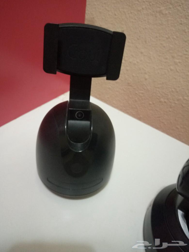 Camera and camera tripod63244928883203112