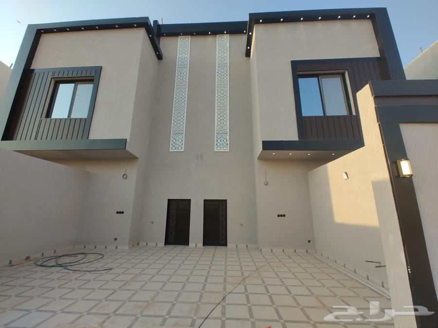 First floor sale, modern finish, car parking63008331459331111