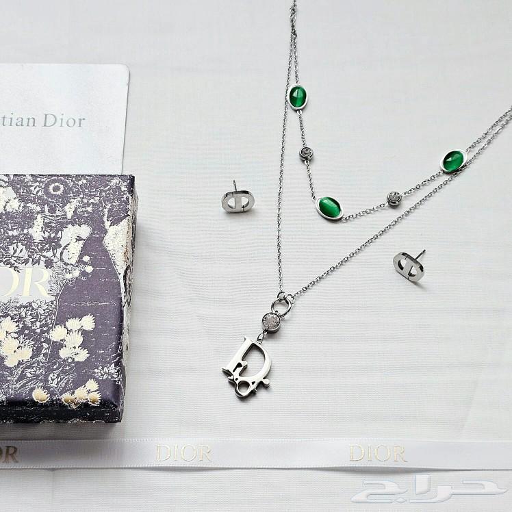 Necklace and ring63008291963651114