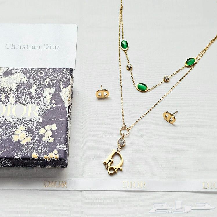 Necklace and ring63008291963651112