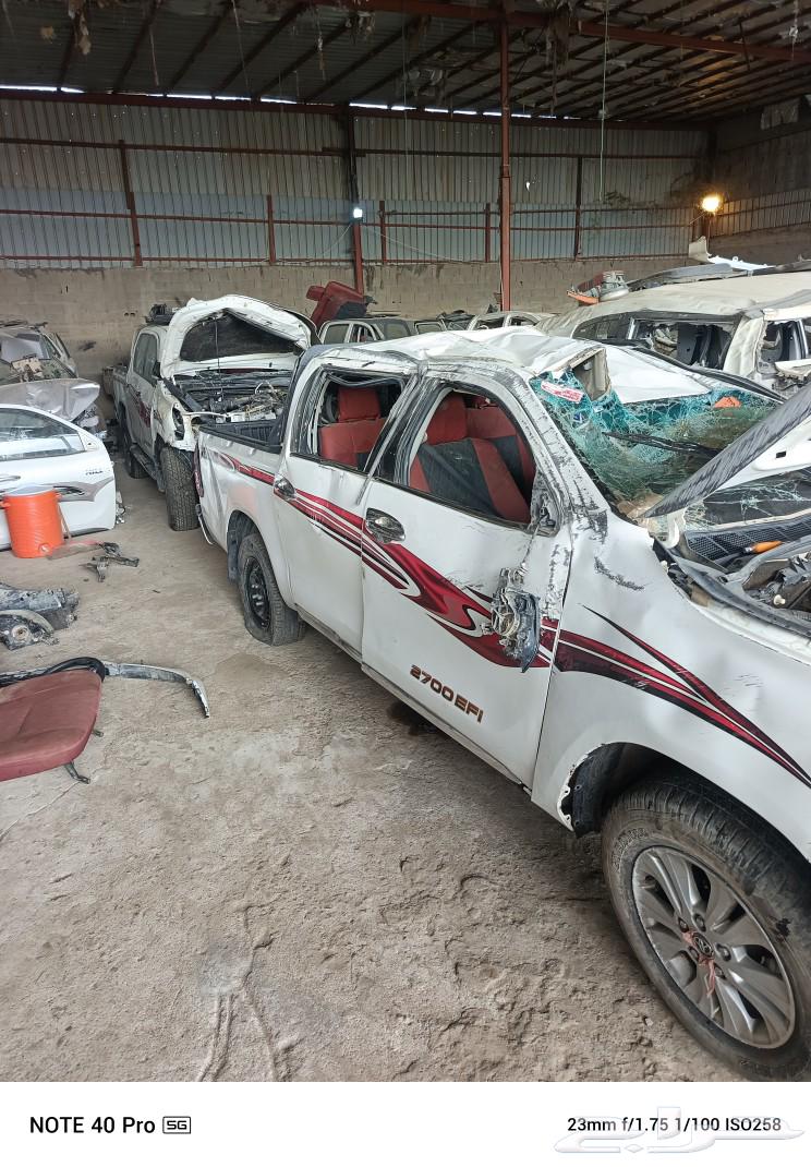2016 Hilux double and regular, spare parts dismantling63370422906113113