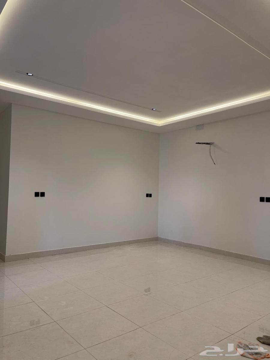 For sale, a building in Al-Yasmin district (Al-Hamda)63008218927361113