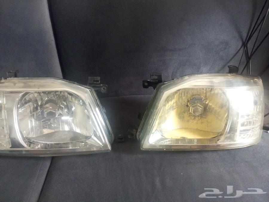 Nissan Ddson 2015 right and left headlight, very clean, only used 250 times63371090501891110