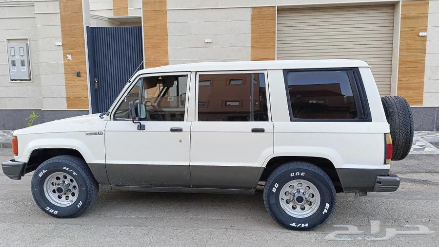 جيب سوزو 1985 الوقود بنزين 4سلندر مفحوث ومجدد63365534302850112