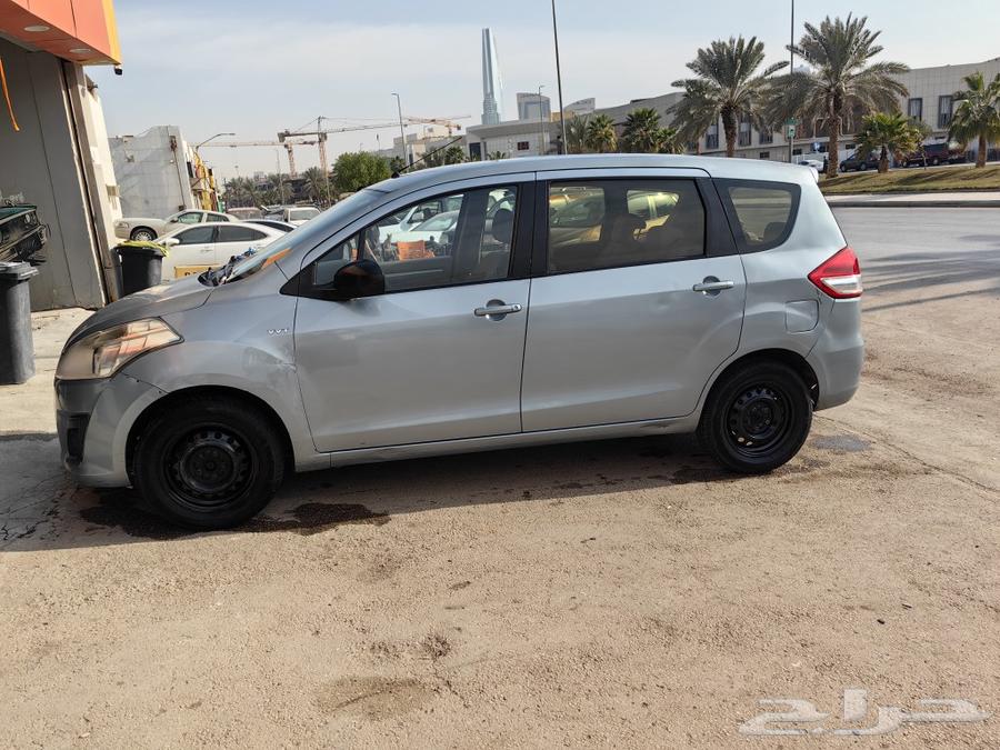 سوزوكي 2015 ارتيجا63365169047043112