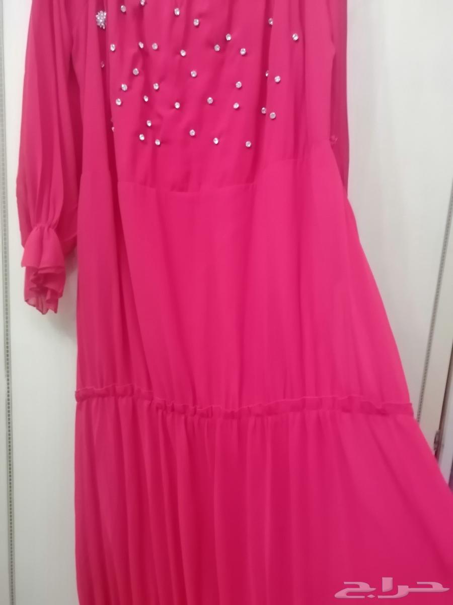 New abaya, never worn, size 56 and can fit 58, and one comes with it63618088320001111