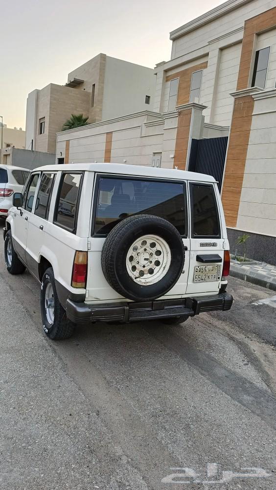 جيب سوزو 1985 الوقود بنزين 4سلندر مفحوث ومجدد63365534302850111