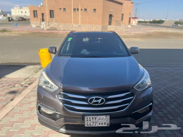 Santafe 2014, 230,000 km, full option, agency car with engine and gearbox.63365353752963113