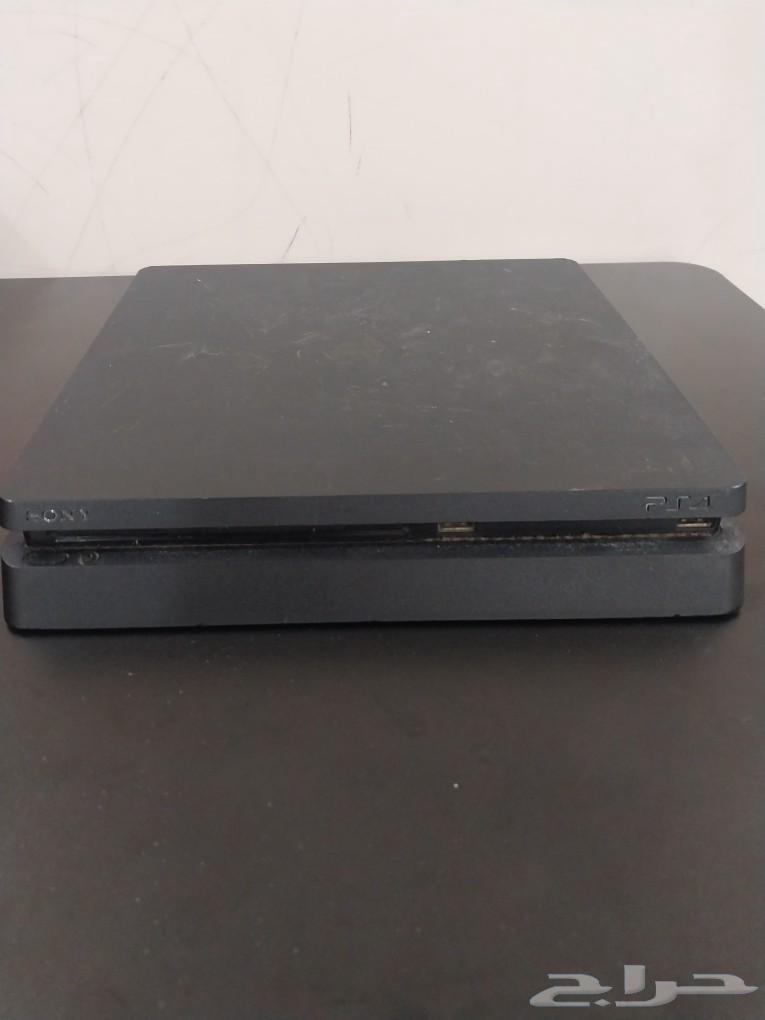 Selling Sony 4 with 1TB, no controller, no wires632388049815061120