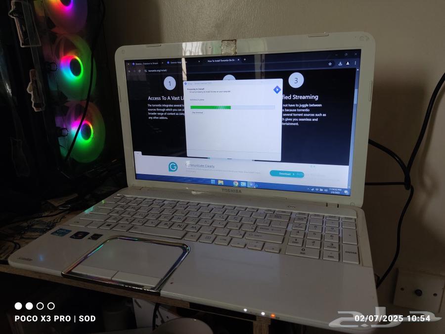 Windows 11 laptop 8GB SSD632378283729941121
