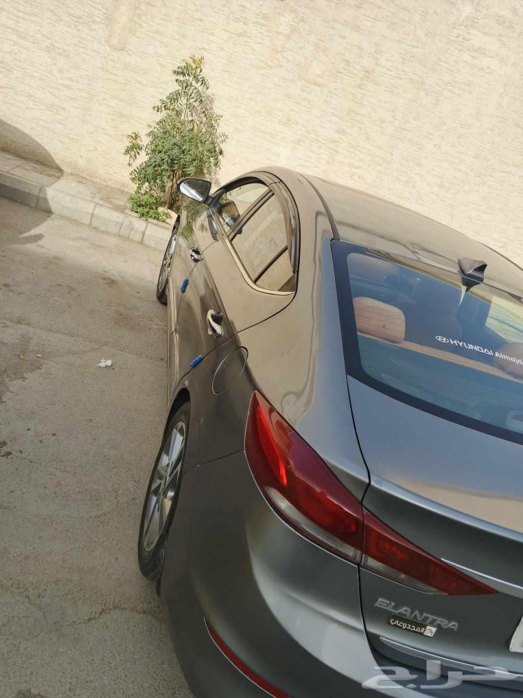 Elentra 2017 model.63360915026435111