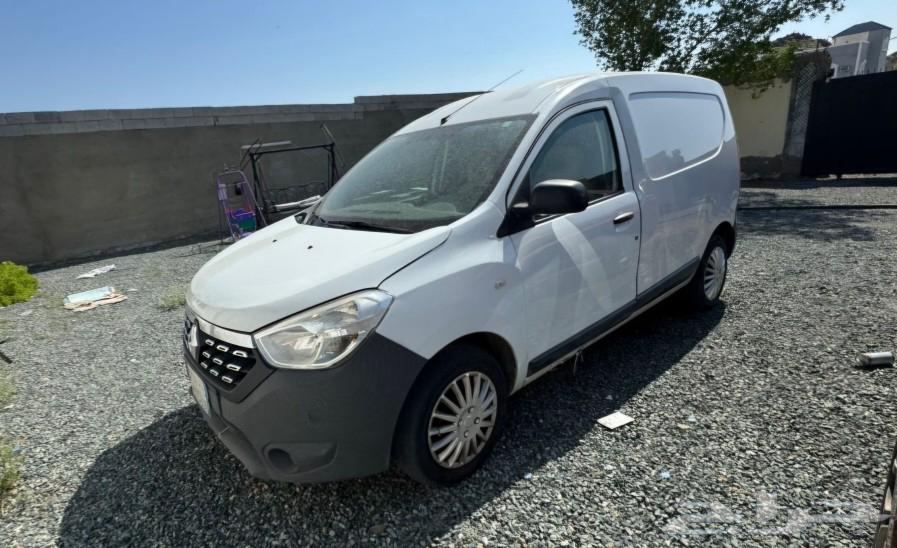 Renault and Daker 202063362324730882111