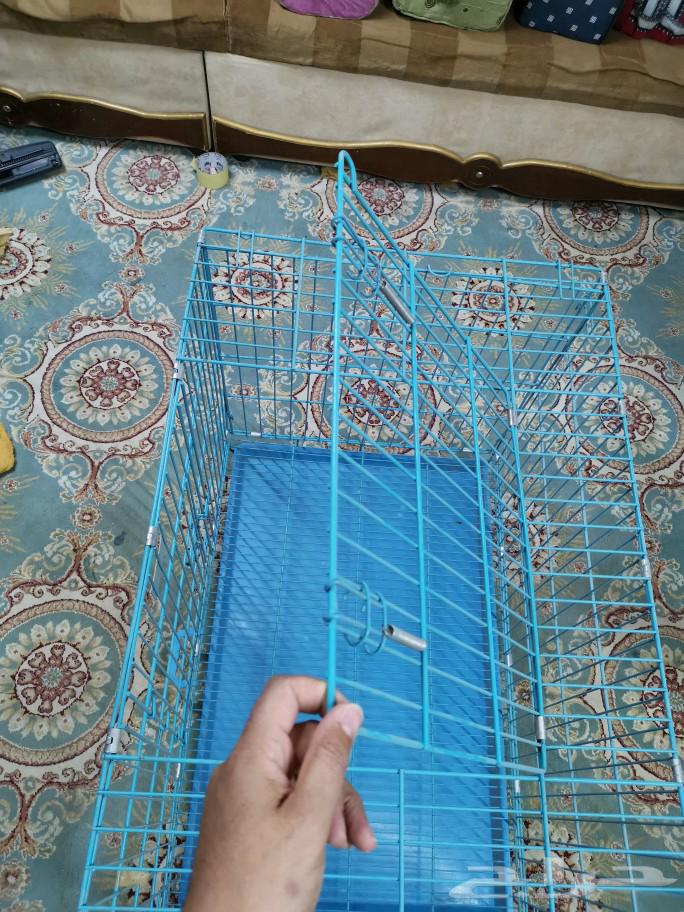 A large cage63235318660609113