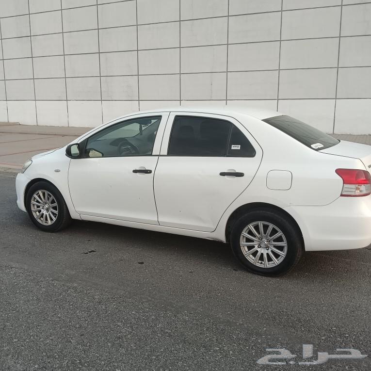 Toyota Yaris 201063277348756482113