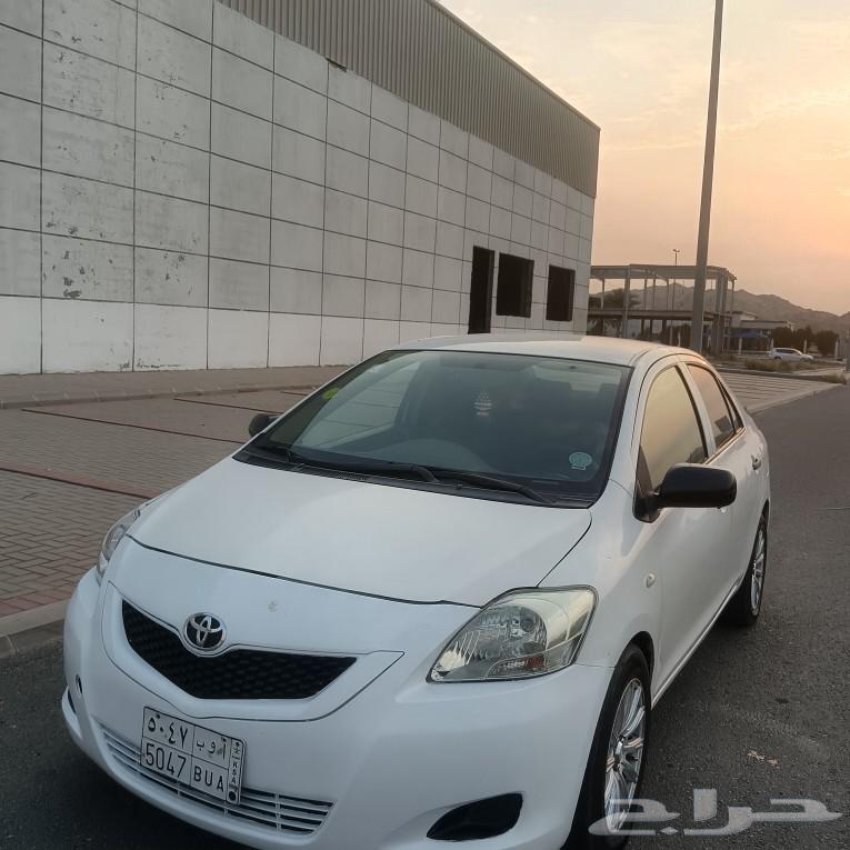 Toyota Yaris 201063277348756482112