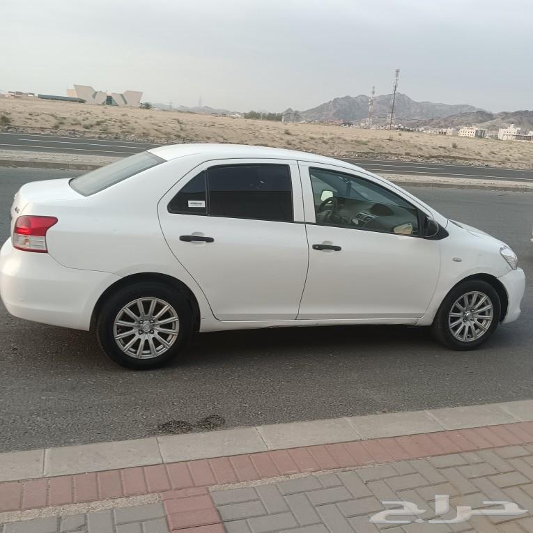 Toyota Yaris 201063277348756482119