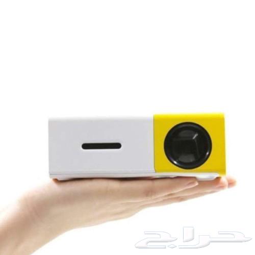 A small portable projector with clear, high-resolution image for entertainment and education63158104481153113