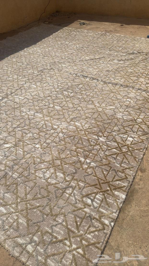 Very clean carpet, length 5, width 463161734714881111