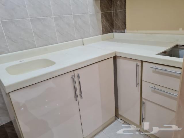 شقة مؤثثة للايجار الشهري63010374325251113