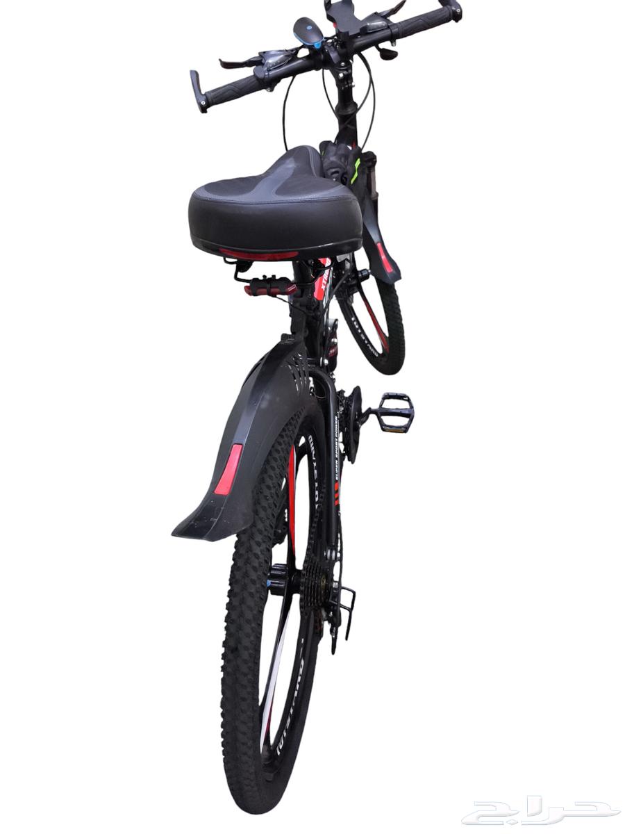 A brand new Land Rover bicycle from Towe Yard63153441060610111