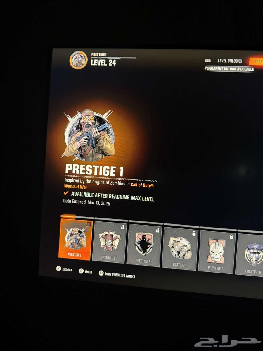 I have a Platinum 1 account, the account name is solo, and I have a zombie skin and prestige.63499636429315112
