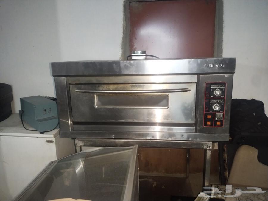 Stuffed grape leaves, ovens, mixers, machines, sweets.63149791382787112