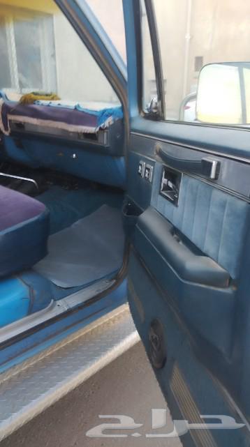 Chevrolet Suburban63221377801217113