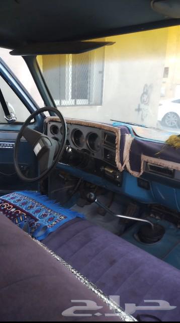 Chevrolet Suburban63221377801217114