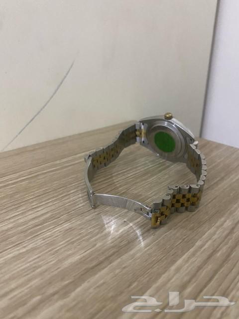 A nearly new Rolex watch with little use, needs a stone, for sale.63149310742274113