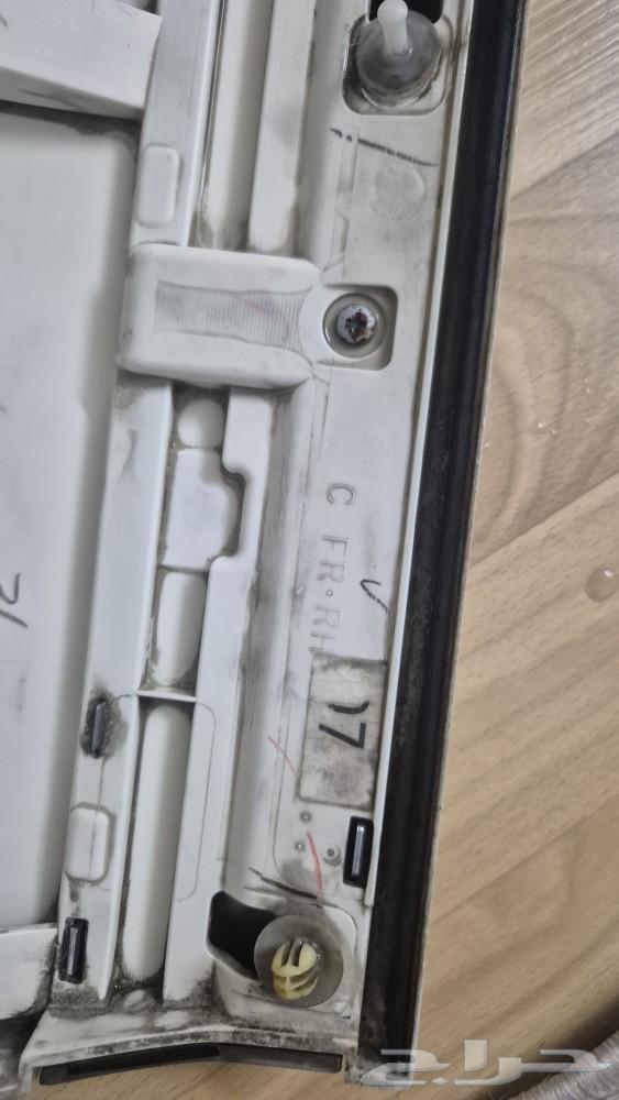 Front right door panel for Land Cruiser from 2008 to 2015 Gulf model63221391469699112