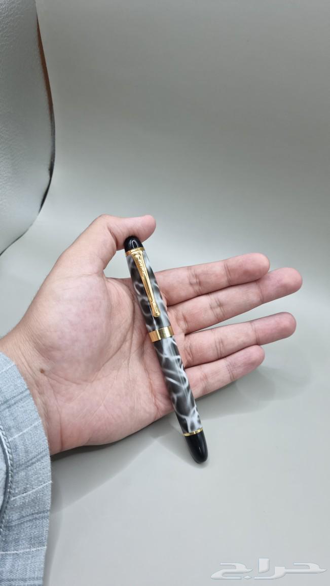 A set of ink pens63149334784897114