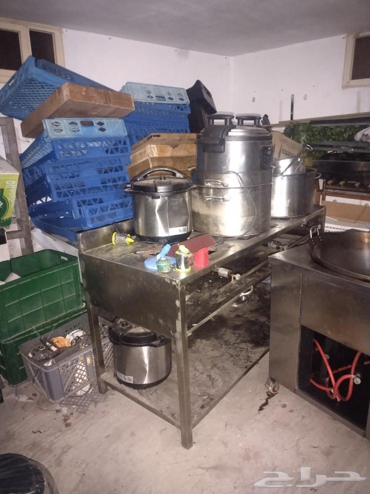 Stuffed grape leaves, ovens, mixers, machines, sweets.63149791382787114