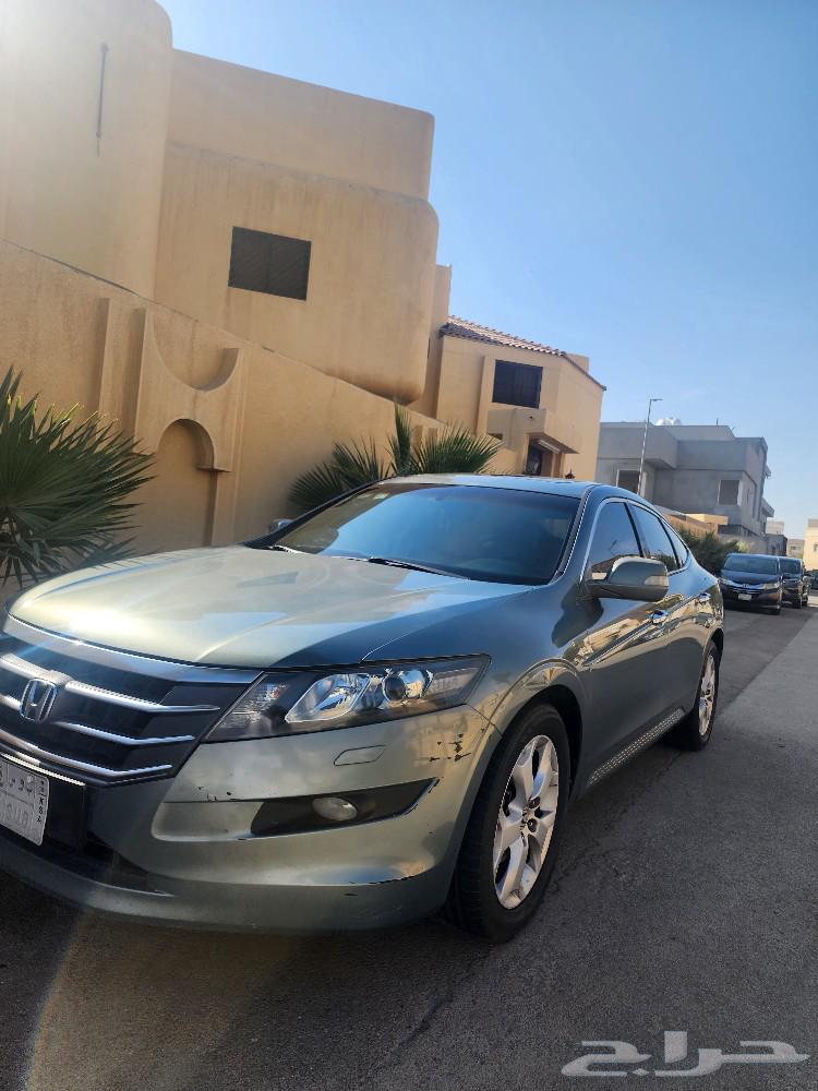 Honda Accord (Cross Tour) 2012 price reached 33,00063221380758018111