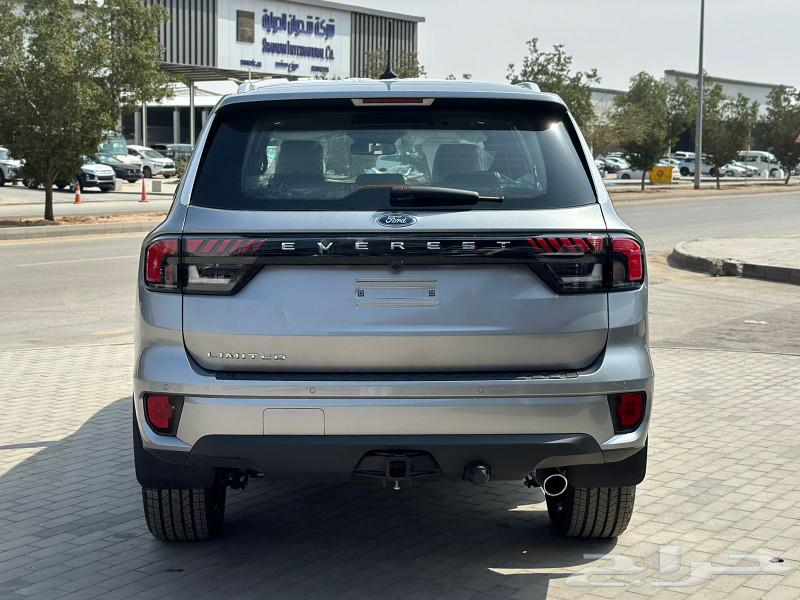 Ford Everest Limited 202463221365988994112