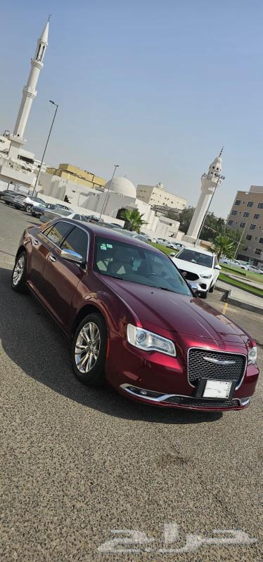 Chrysler C300 Hemi 201863217350803586112