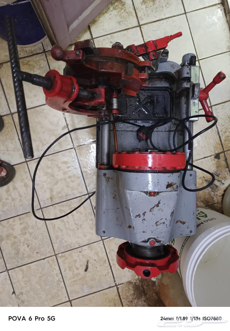 Pipe threading machine632193962942731113