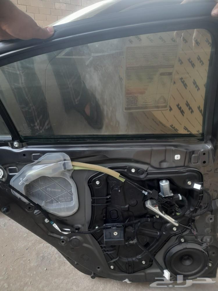 Mazda 2022 model door. Behind the driver's seat63218856593282112